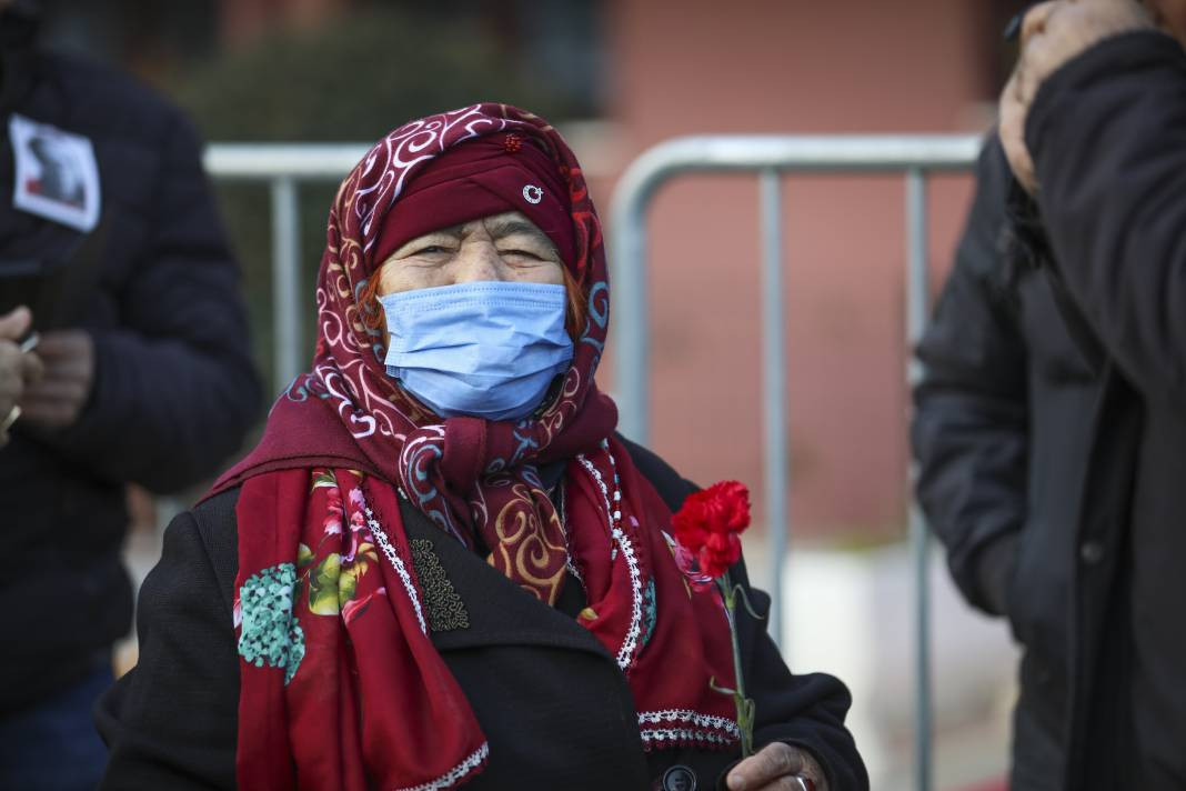 Gazeteci-yazar Uğur Mumcu ölümünün 31'inci yılında anıldı - Resim: 8